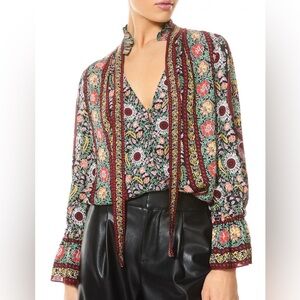 $350 Alice and Olivia Reilly Tie Neck Blouse XS